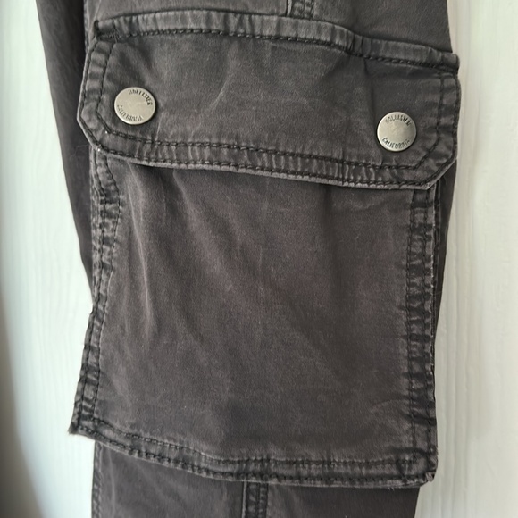 Girls Hollistar Cargo Pants - Picture 4 of 9